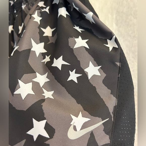 Nike Running shorts Black, White & Grey Star Athletic Lined Shorts Sz-2X. L13 - Picture 10 of 14